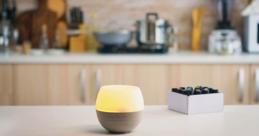 diffusing-lemon-essential-oil
