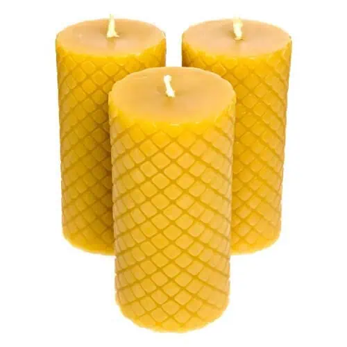 alternative-imagination-beeswax-diamond-pillar-candles
