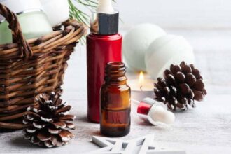 best Christmas essential oils