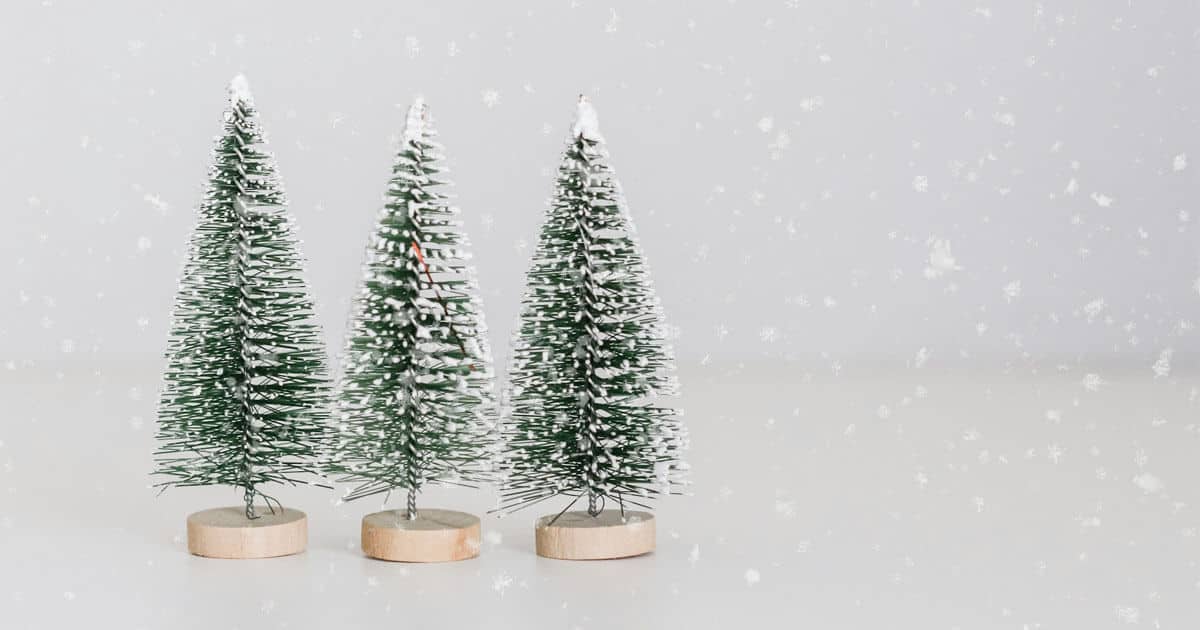 ways to make christmas tree smell like real